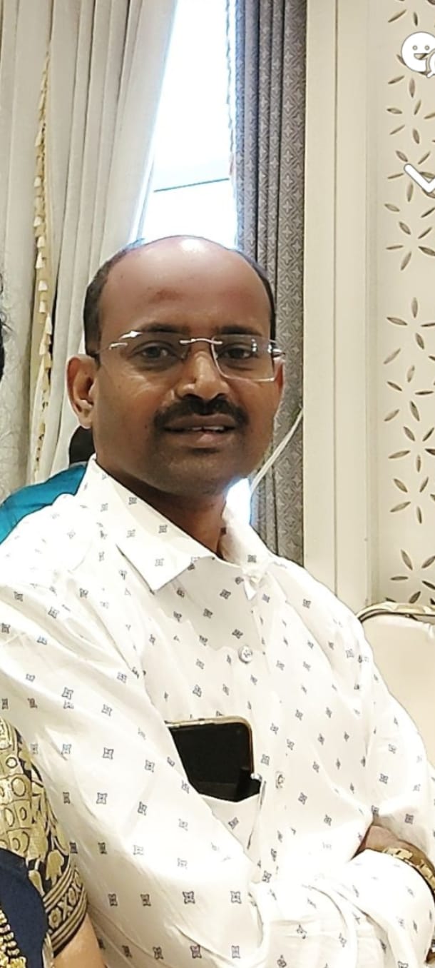 श्री. सुरज रघुनाथ पाडावे